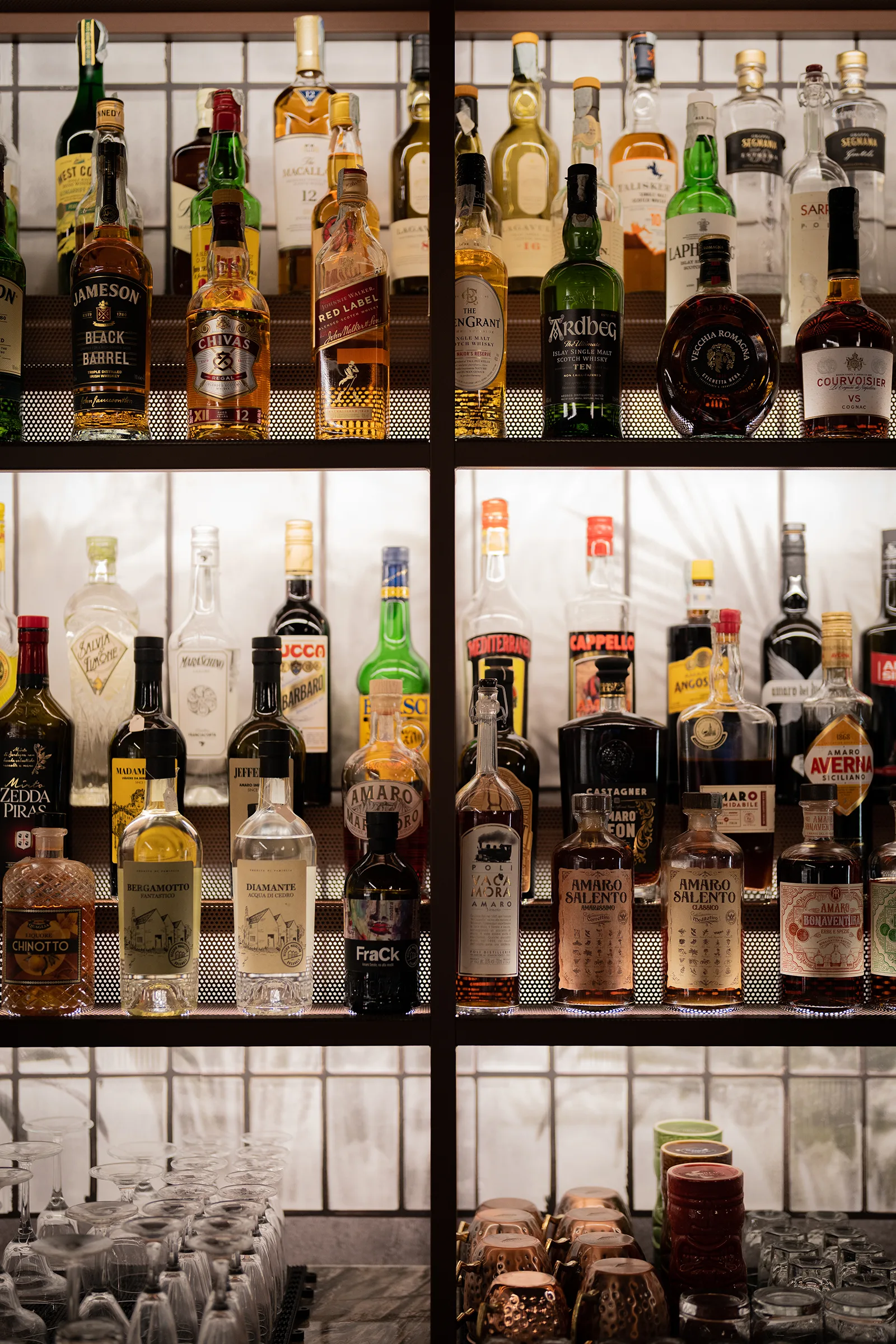 Gloria Colazzo - work - Crazy Bar